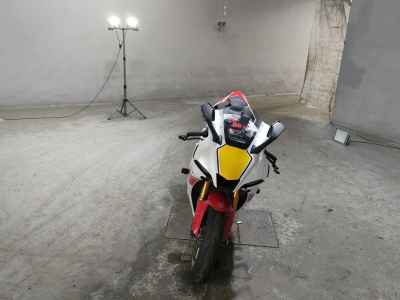 Yamaha YZF-R1 2024