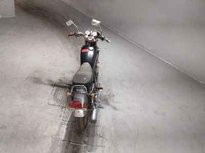 Yamaha SR400