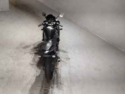 Yamaha YZF-R25