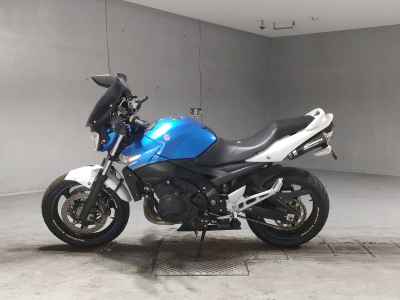 Suzuki GSR400