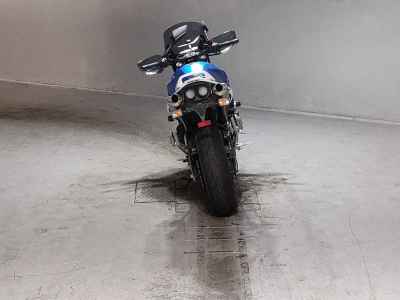 Suzuki GSR400