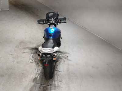 Suzuki GSR400