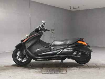 Suzuki Gemma 250