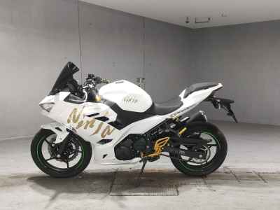 Kawasaki Ninja 400 2024