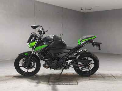Kawasaki Z250