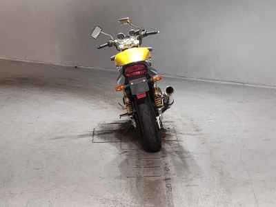Yamaha XJR400 2005
