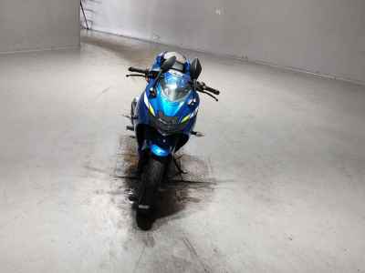 Suzuki Gixxer 250SF