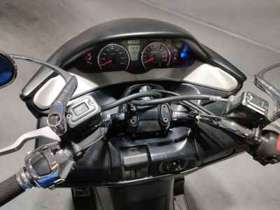 Suzuki Skywave 250S