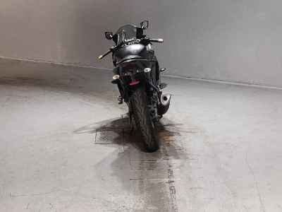 Yamaha YZF-R25
