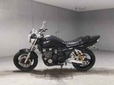 Yamaha XJR400 2006
