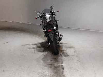 Yamaha YZF-R25