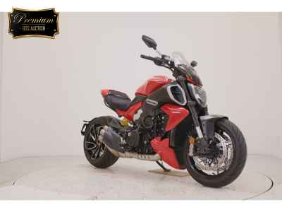 Ducati Diavel V4 2023