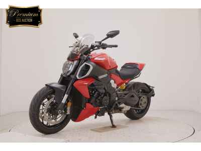 Ducati Diavel V4 2023