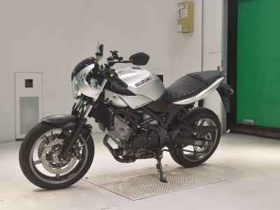 Suzuki SV650X 2024