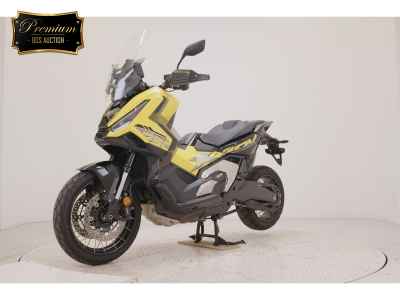 Honda X-Adv 750 2025