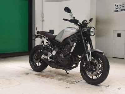 Yamaha XSR900 2021