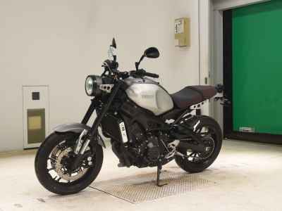 Yamaha XSR900 2021