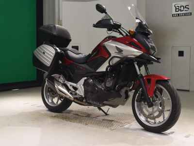 Honda NC750X 2016