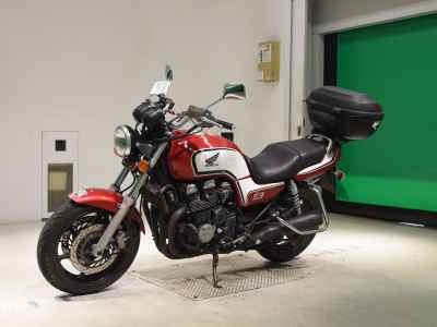 Honda CB750SF 2018
