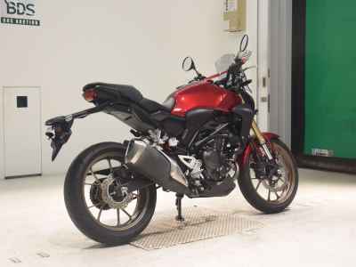 Honda CB250R 2023