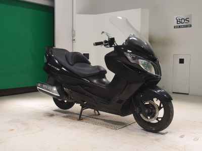 Suzuki Skywave 250S