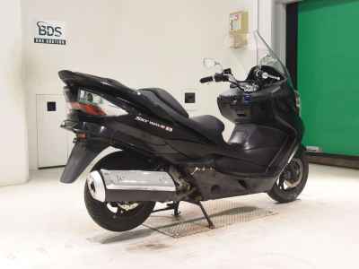 Suzuki Skywave 250S