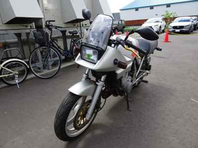 Suzuki GSX250S Katana