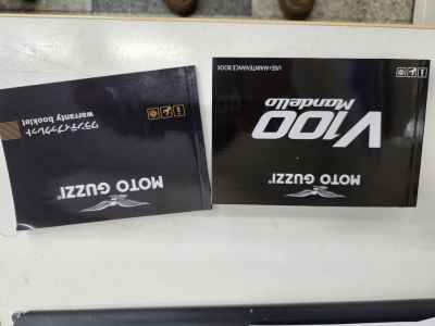 Moto Guzzi V100 Mandello 2025