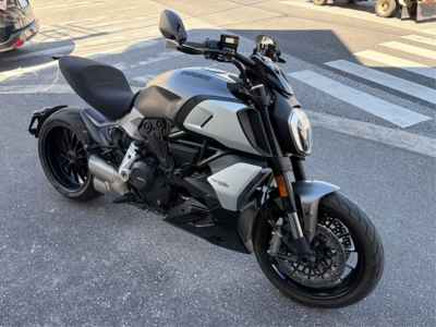 Ducati Diavel 1260 2021