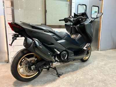 Yamaha TMAX 560 Tech MAX 2021