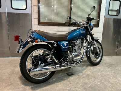 Yamaha SR400 2020