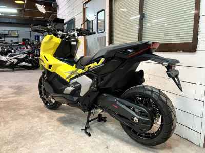 Honda X-Adv 750 2025