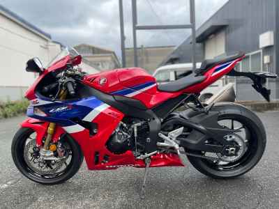 Honda CBR1000RR-R FB SP 2024