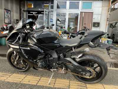 Yamaha YZF-R1 2021