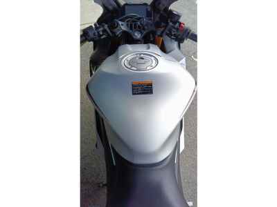 Yamaha YZF-R25 2020