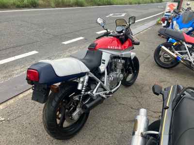 Suzuki GSX250S Katana