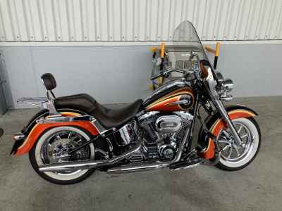 Harley-Davidson Deluxe FLSTNSE1800 CVO 2014
