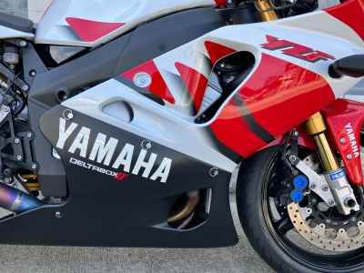 Yamaha YZF-R7 2010