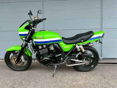 Kawasaki ZRX400 2009