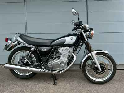 Yamaha SR400 2021