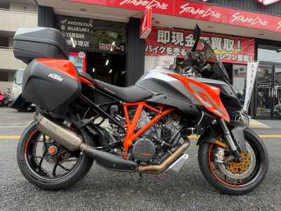 KTM 1290 Super Duke GT 2016