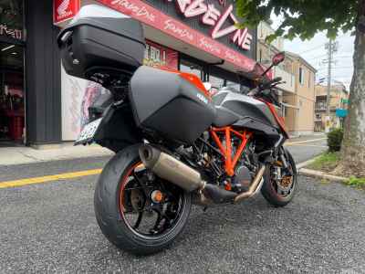 KTM 1290 Super Duke GT 2016