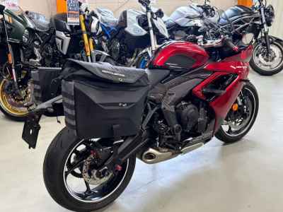 Triumph Daytona 660 2025