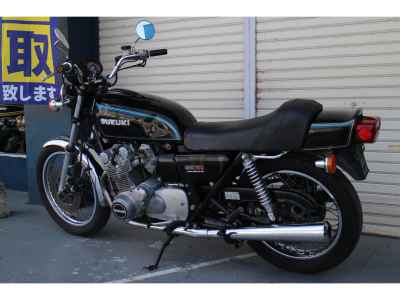 Suzuki GS750 2026