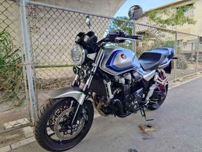 Honda CB1300SF 2024