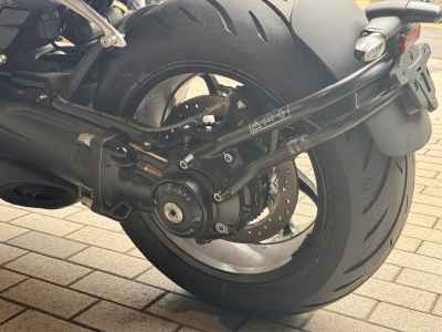 Triumph Rocket 3 R E-EVUL 2025