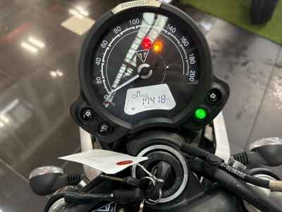 Triumph Speed Twin 900 2023