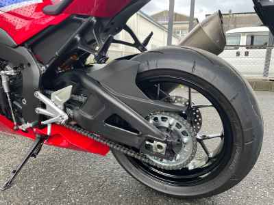 Honda CBR1000RR-R FB SP 2024