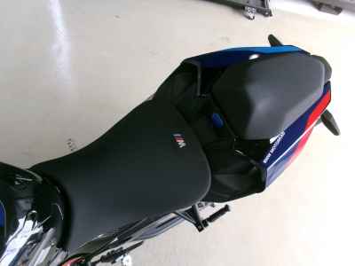BMW M1000R 2024