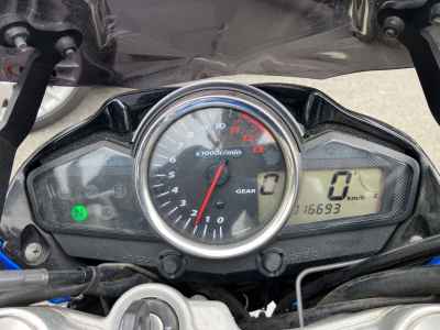 Suzuki GSR250